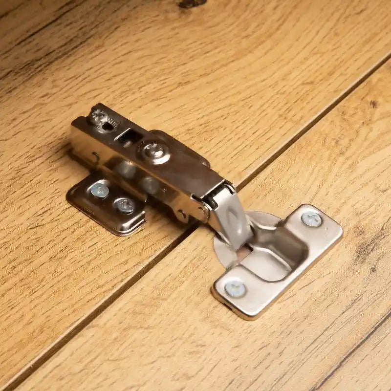 Meuble TV de 178 cm avec portes abattantes, tiroirs et étagères ouvertes