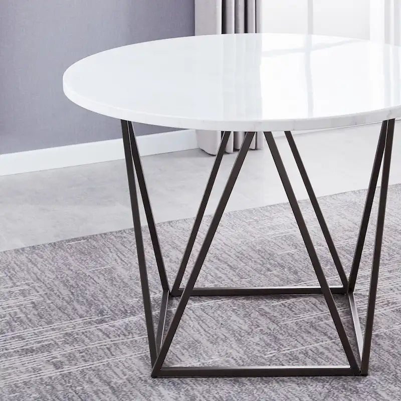 Table à manger ronde en marbre blanc avec piètement en fer
