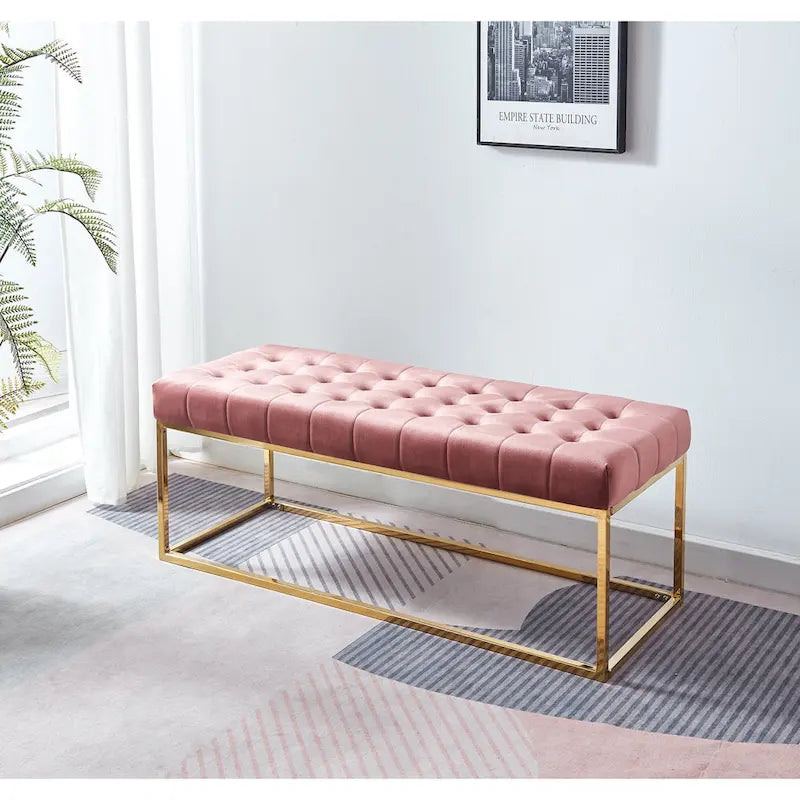 Banc tapissé en velours capitonné avec pieds en chrome doré