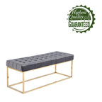Banc tapissé en velours capitonné avec pieds en chrome doré